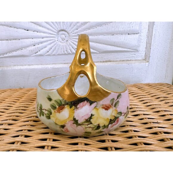 Antique 30's Austria Hand-Painted Floral Porcelain Basket With Gold Handle - Picture 9 of 14